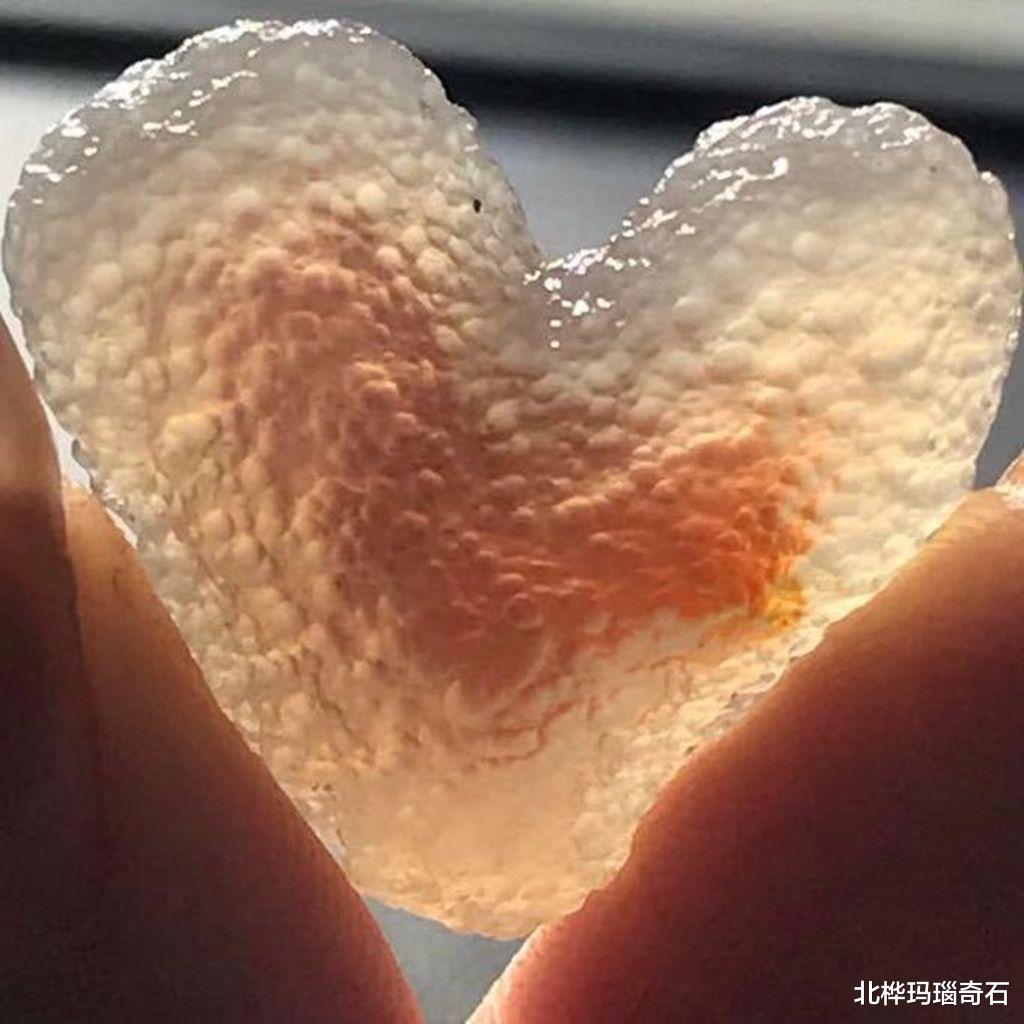 |因为喜欢捡石头，所以认识很多朋友