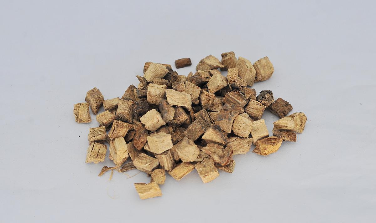 []陈皮泡水喝有这些作用，你知道吗？不妨来了解一下