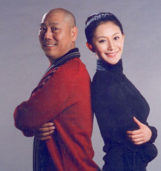史依弘|李成儒和大美女史依弘，让人艳羡的婚姻五年而终，李：原因在我
