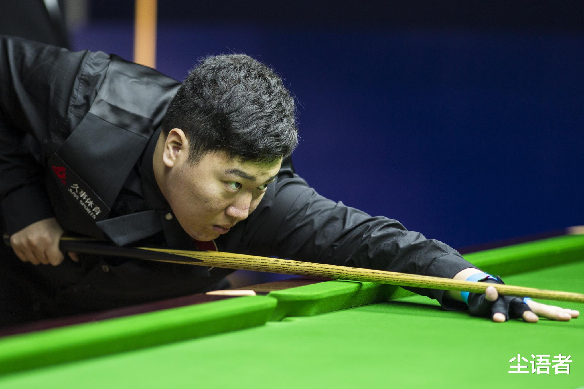 颜丙涛|强悍,世界冠军盛赞斯诺克中国选手:你是战术大师,如同史蒂夫·戴维斯