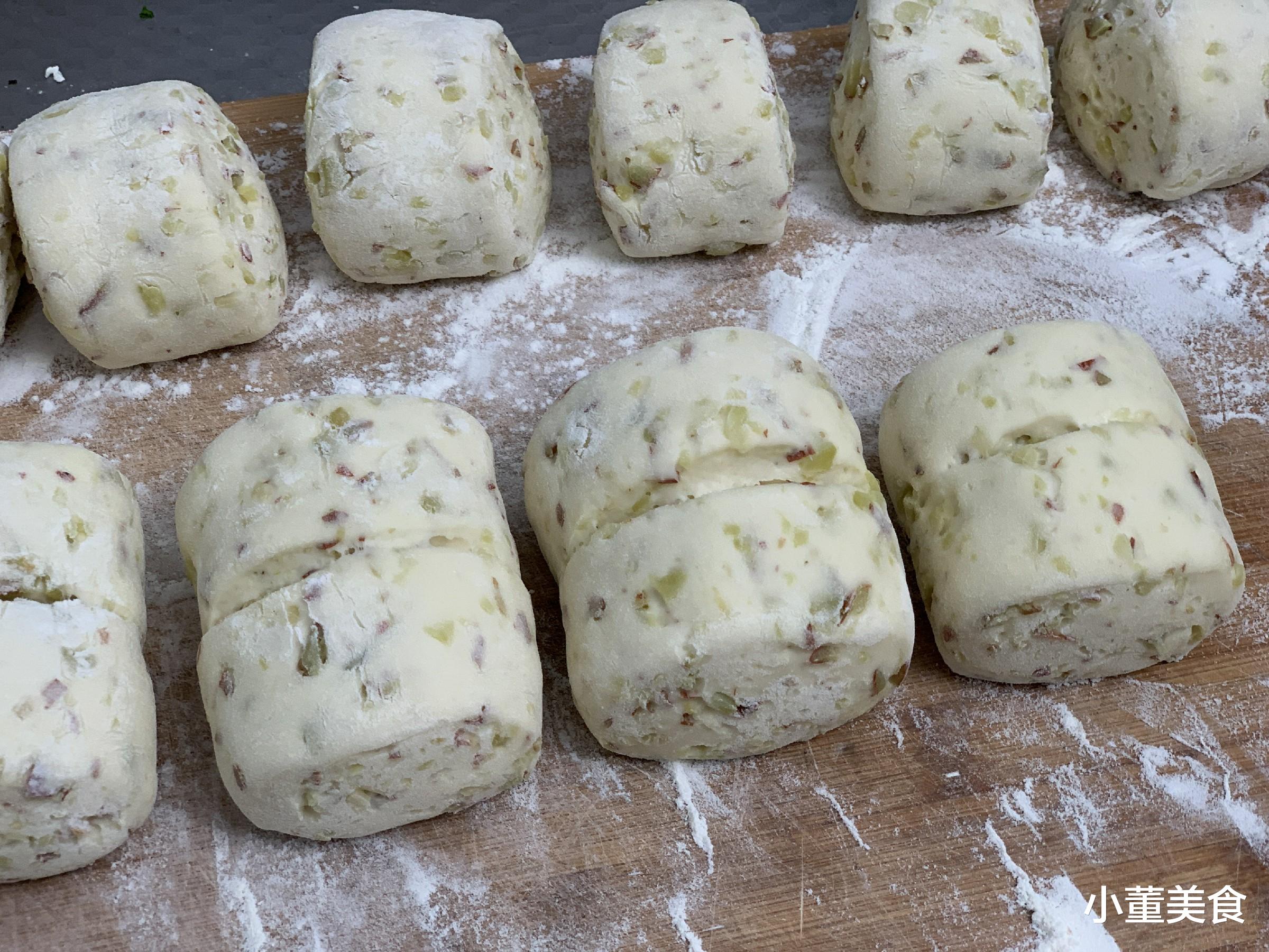 馒头|想吃枣馍不用买,小董媳妇教你自己在家做,一顿吃4个才过瘾