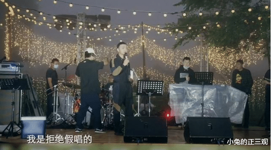 主持人|央视主持人尼格买提，被人要求假唱，拒绝后乐队不给他伴奏