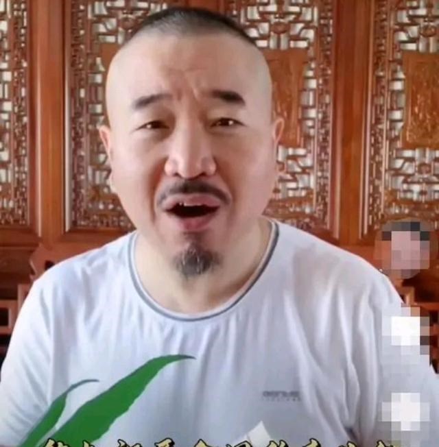刘能|王小利带发出镜实锤角色被换一事,看到新“刘能”,我还是弃剧吧