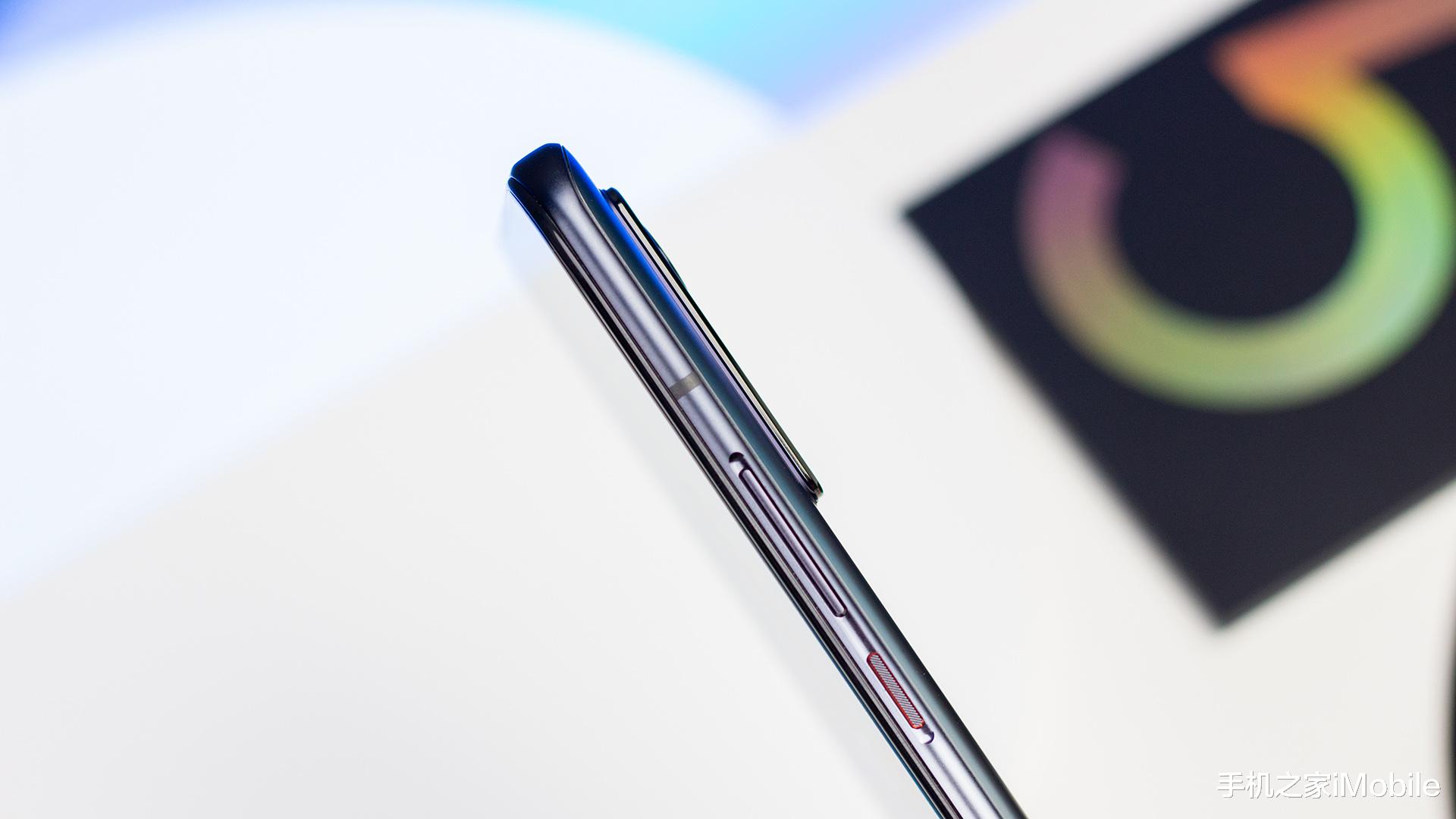 iqoo|定价3998元起 轻薄5G水桶旗舰：iQOO 5图赏