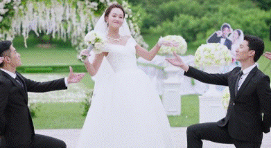 吕丽萍|张丰毅吕丽萍联手，5年都没把儿媳捧红，却被靳东一部剧带火了！