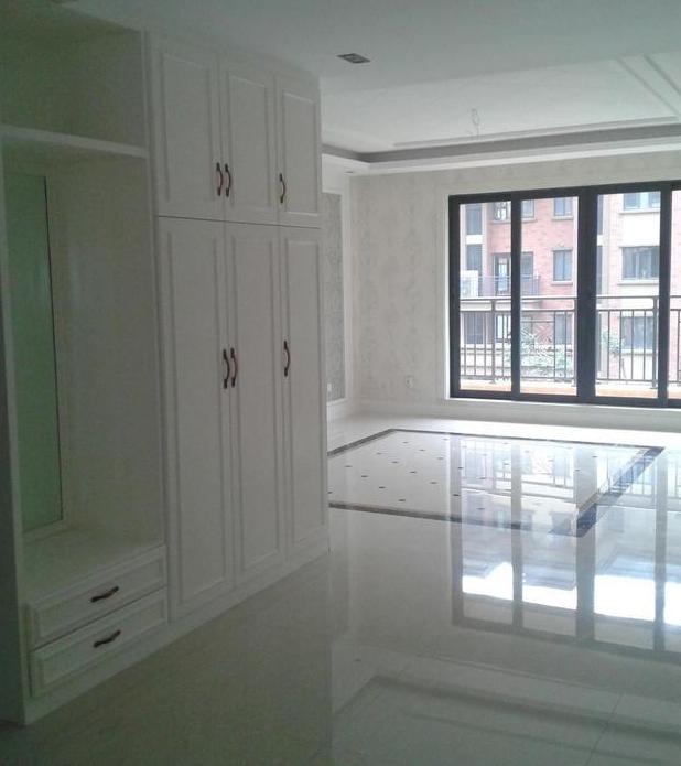 |新房硬装完毕，地砖上档次，电视墙效果很赞，忍不住晒晒