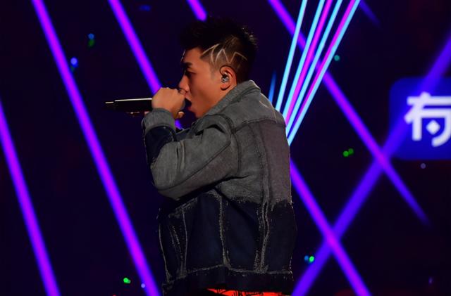 中国新说唱|《中国新说唱》四季捧红5个冠军，真正走红的只有他一人