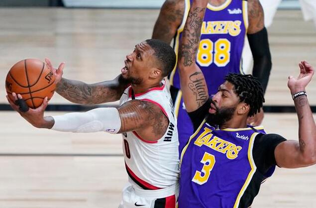 湖人队|太强了!湖人双星合体创新高!詹眉狂轰67+23+16,开拓3巨砍82分也没辙