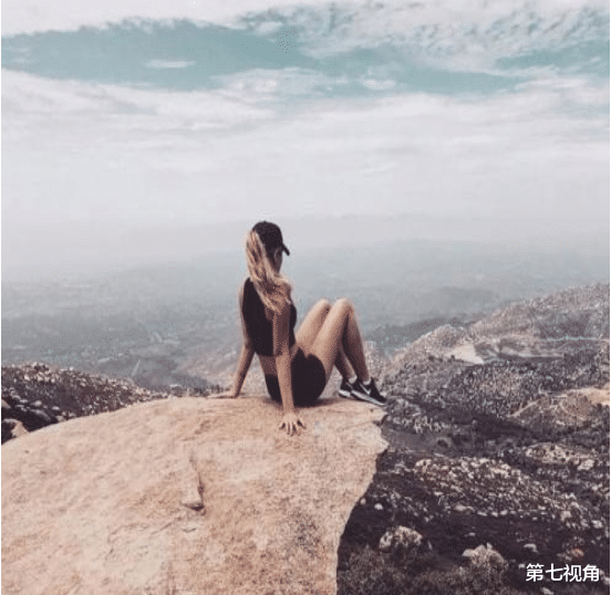 |这块石头骗了上亿人，以为是悬崖峭壁，看到下面：早该曝光了