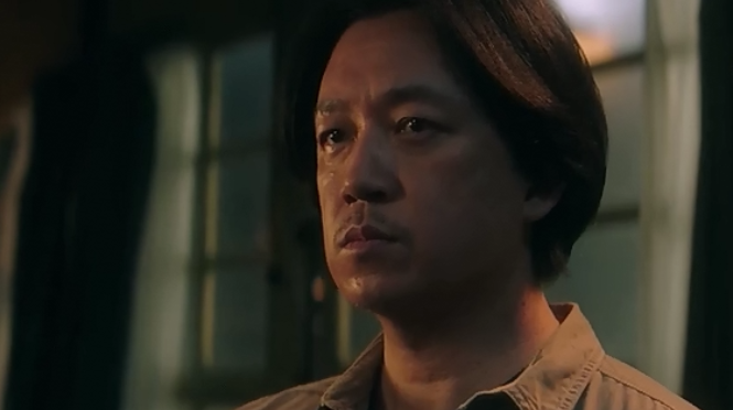 云南虫谷@《云南虫谷》先导片,潘粤明穿上雨衣像换了个人,瘦了更帅!