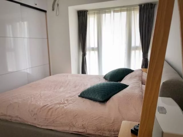 @一进门就迷住了！玄关鞋柜“一面墙”，最满意厨房，漂亮实用！