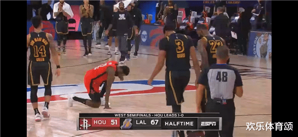 詹姆斯·哈登|心酸一幕！格林痛苦倒地，请留意身旁哈登的表情，球迷：不配当老大