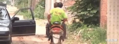 6旬老太恋上同村男，偷摸同居遭家人厌弃：忘了你们什么关系？