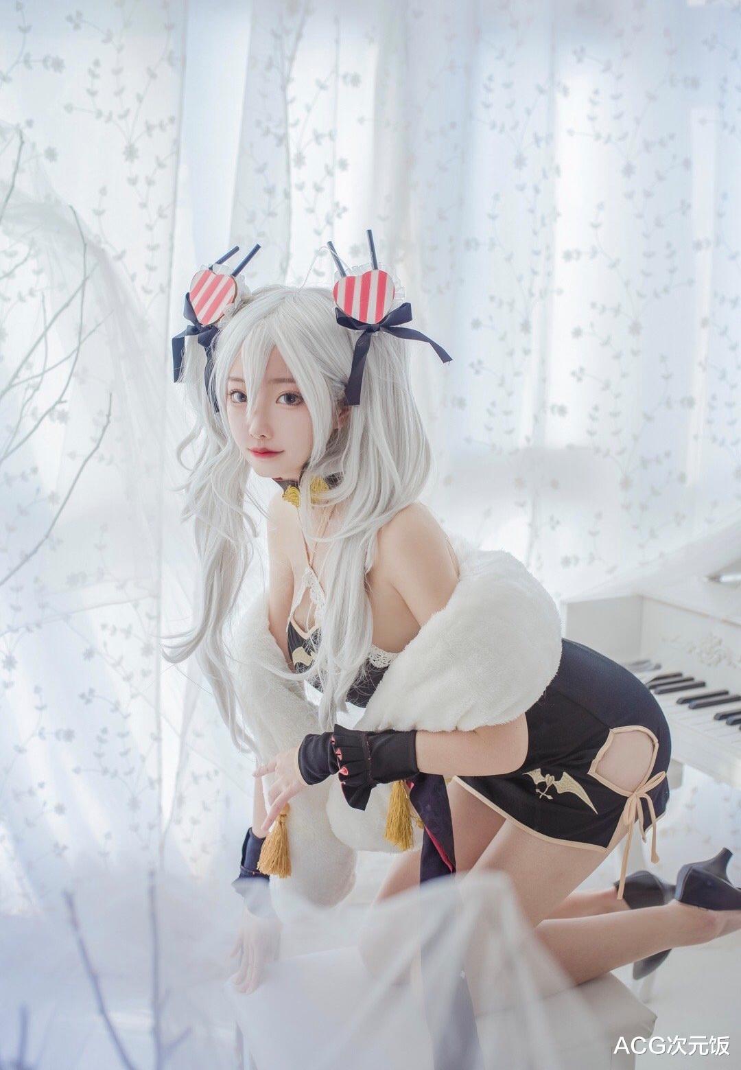 旗袍|白毛马尾吸血鬼cos，旗袍舰娘翘腿邀你荡秋千