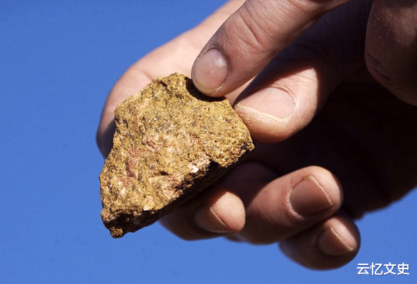 『稀土』单方面中断与华合作！却被千亿订单无私献给美国，稀土将被取代？