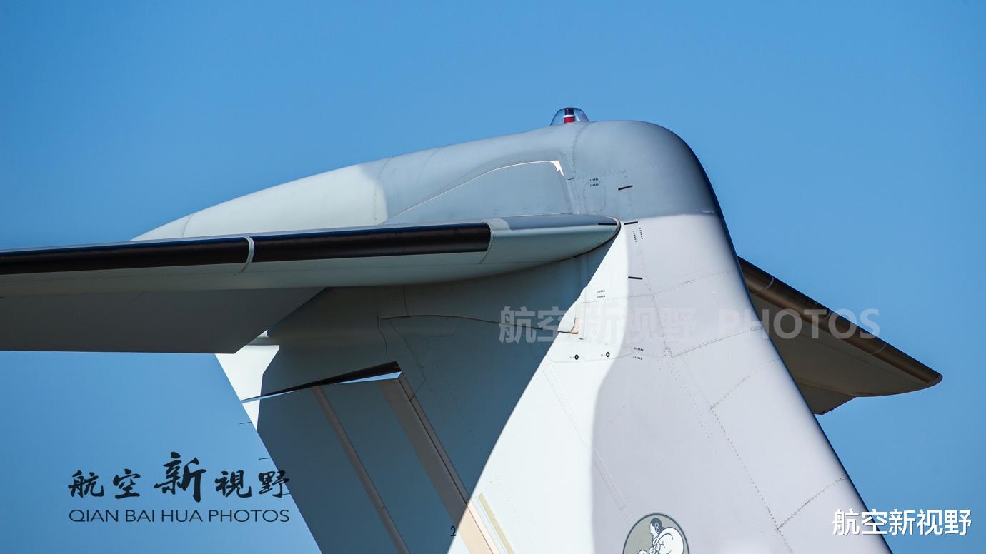 运输机|C-2和运-20高清实拍，川崎重工VS西飞，日本精工中国制造哪家强？