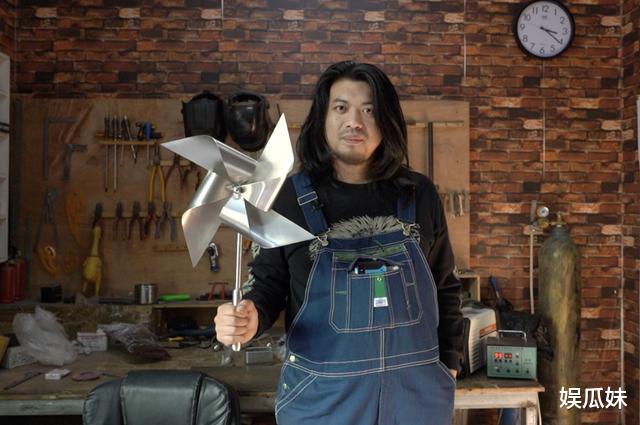 央视|国庆最火网红：连亲妈都看不上他，凭什么被央视吹爆？