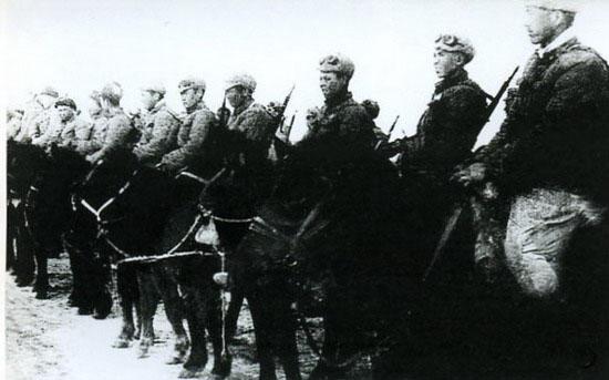 新疆维吾尔自治区|毛主席为何选择“王胡子”坐镇新疆？就是看中了他这三个“本领”