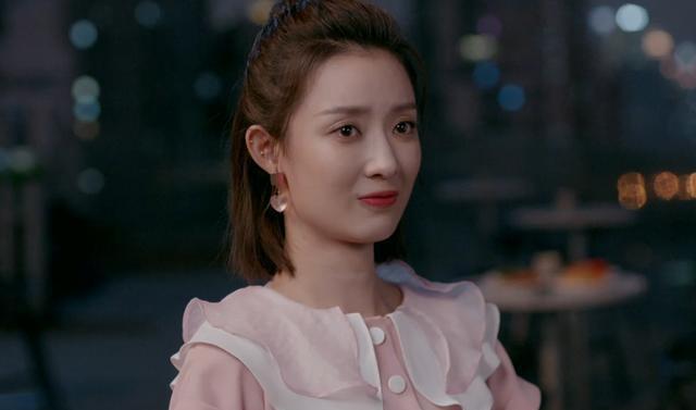 『安家』安家：王子健跟艾米丽求婚，朱闪闪后悔痛哭，没想到一转身：惊喜