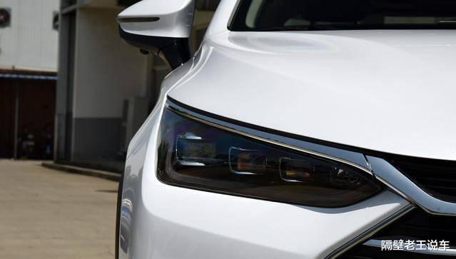 吉利■三大件都是顶级,车宽1米94起步就2.0T,不足11万,CRV都买早了