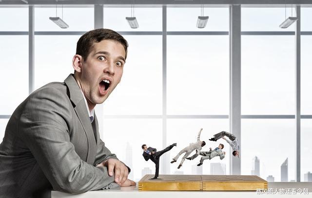 退休@领导未曾提拔我，但退休后大小事总打电话找我帮忙，这忙该帮吗？