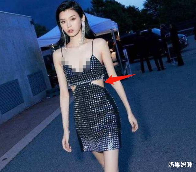 奚梦瑶|31岁奚梦瑶生下儿子,看到她的肚皮照后,网友:我没眼花吧?