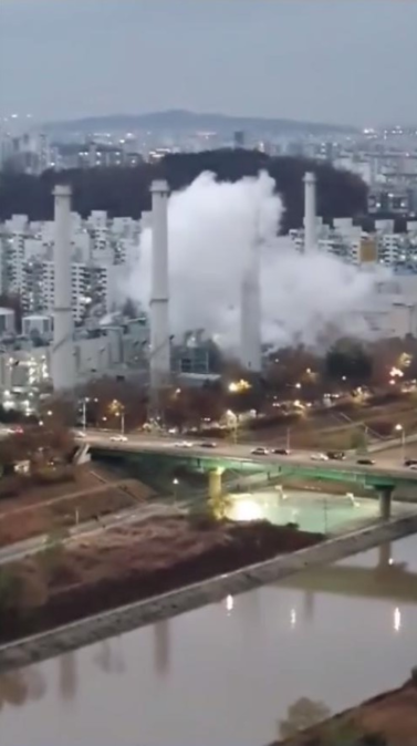 首尔|突发！韩国首尔一热电厂起火：白烟滚滚 传出巨大爆炸声