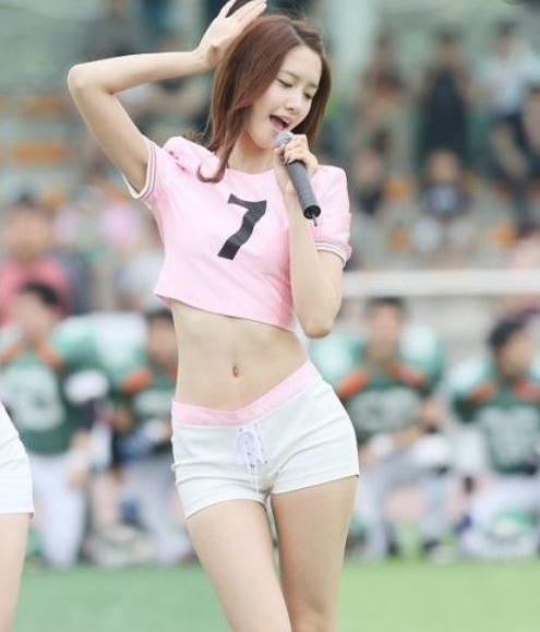 郭麒麟▲她被称韩国“第一美人”，如今29岁风采依旧，连鹿晗都是她的粉丝！