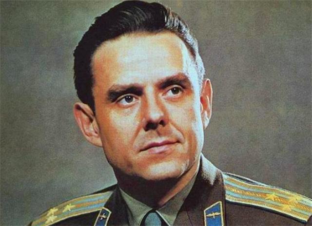 【航天】航天史上最悲壮的一具骸骨，他升空前就知道回不来，曾掩面痛哭