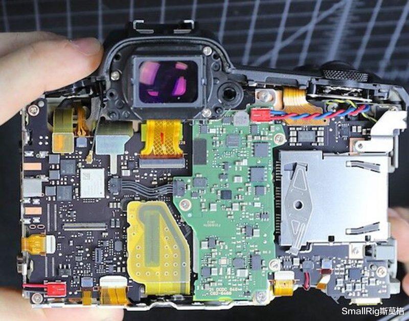 机械|拆解佳能EOS R5,“一探究竟”内部构造和散热设计