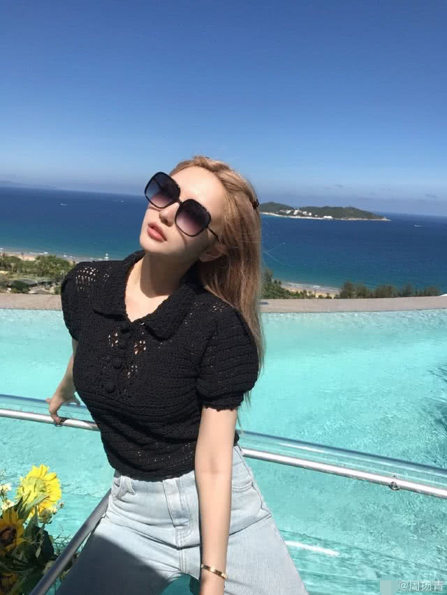 『周扬青』路人三亚酒店拍到周扬青零修图，曝光她与罗志祥分手后最真实状态