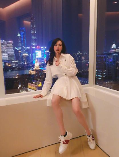 唐嫣|唐嫣罗晋豪宅曝光？总价7千万处富人区，网友调侃：一条广告的事