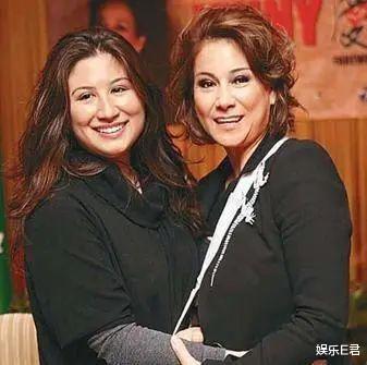 郑爽|郑爽回应“代孕”避重就轻，徐静蕾被拖下水，王思聪也来凑热闹