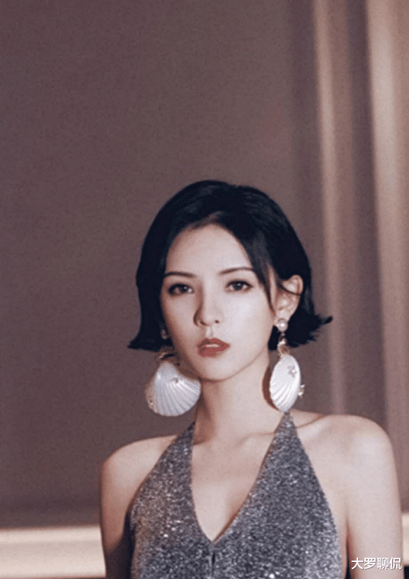 #张予曦#有种“差距”叫彭小苒张予曦,两人同穿古装:分分钟看出差距