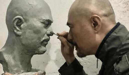 徐锦江：“以为是青铜其实是王者”的明星，原来他们都有隐藏技能