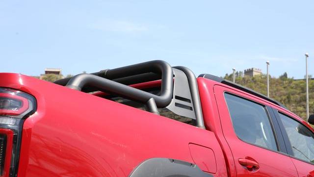 #长城炮#再等6天就上市,重2吨带3把差速锁,车长5米4比陆巡霸气,才16万