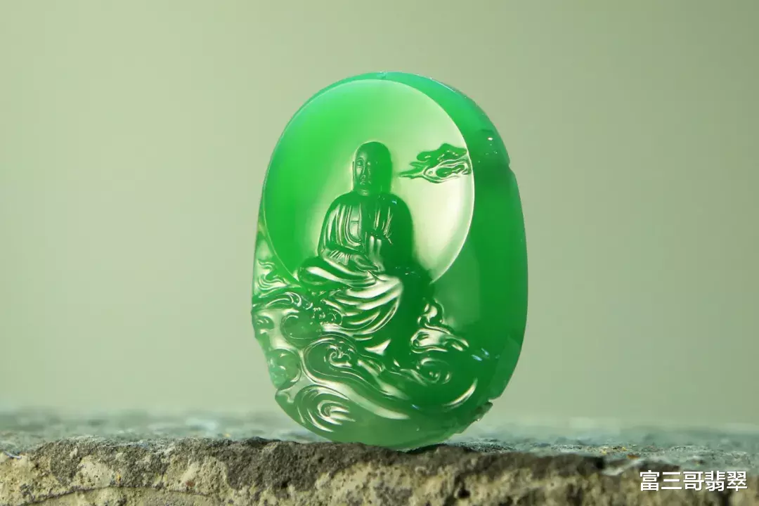 翡翠|什么样的翡翠才算雕工好？知道这些玉雕技巧才能选好翡翠！