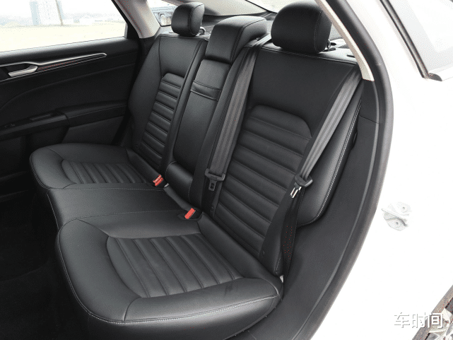 福特|福特“小马丁”来了！1.5T爆182马力，跌至14万，后悔雅阁买早