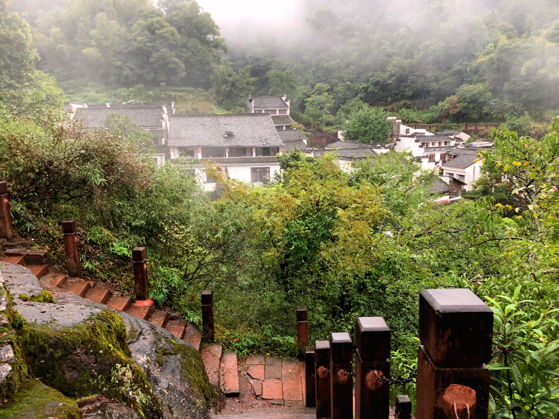齐云山|黄山隐藏一个小山村，只有30多户人家，宛若天上街市美成仙境