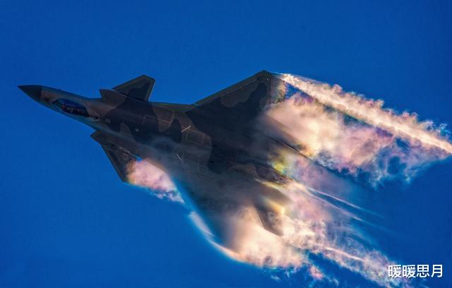 『歼-20』总师对外公布，歼20升级版即将横空出世，系列化发展远超想象