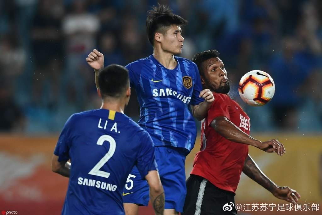 「江苏苏宁」深度分析新赛季的江苏苏宁：阵容稳定强援加盟或冲击中超冠军