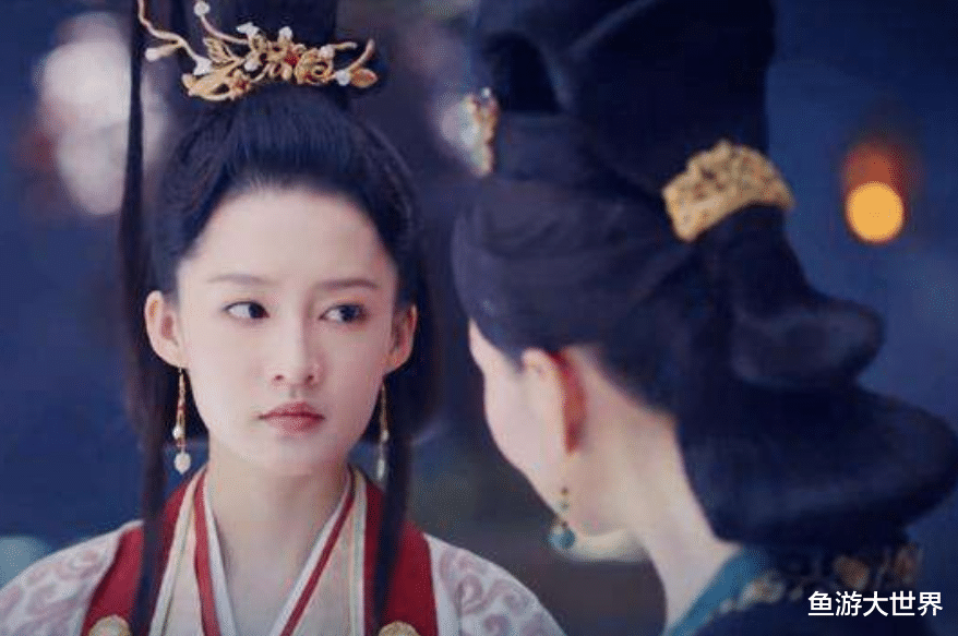 李沁▲电视剧演员霸屏排行榜：易烊千玺第九，任嘉伦第二，第一实至名归！