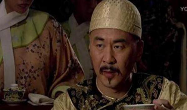 『雍正』华妃到死不知，雍正究竟有多渣吃饭时竟对皇后做这“恶心”动作