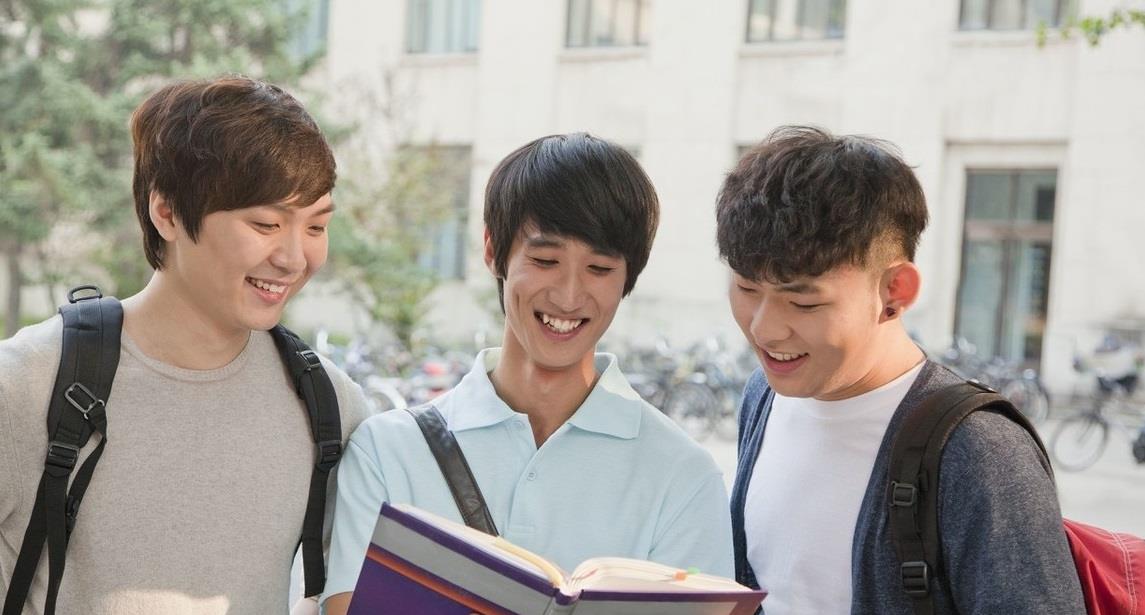 高校：高校开学倒计时，28省已公布开学时间，学生：最担心期末考试！