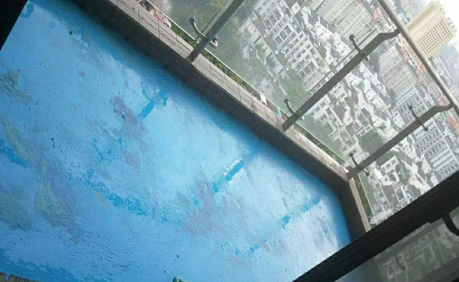 |老婆把洗衣机放阳台，楼下大雨倾盆，邻居直接找上门！