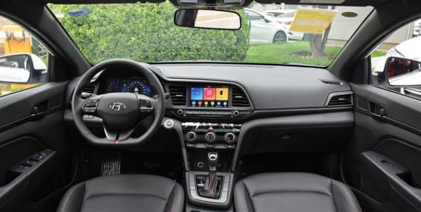 #日产轩逸#现代领动1.5精英与经典轩逸自豪哪个更合适购买？