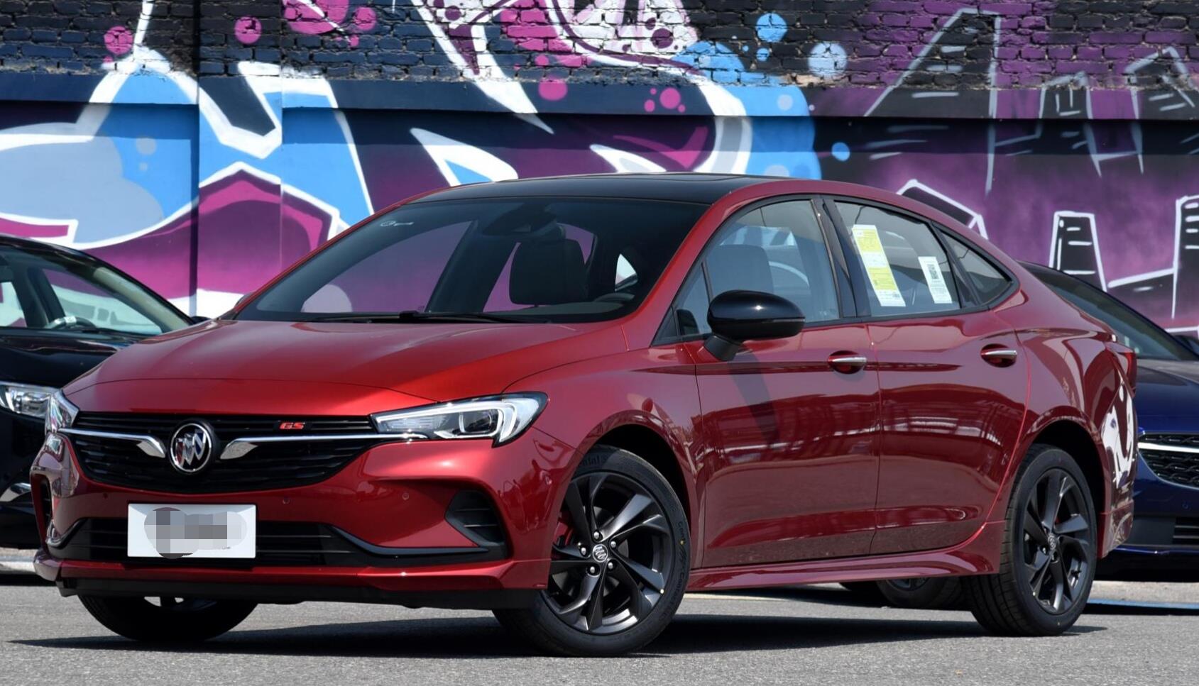 长安汽车|又一合资家轿售价跳水，油耗6升，猛降4万，比大众朗逸还帅气！