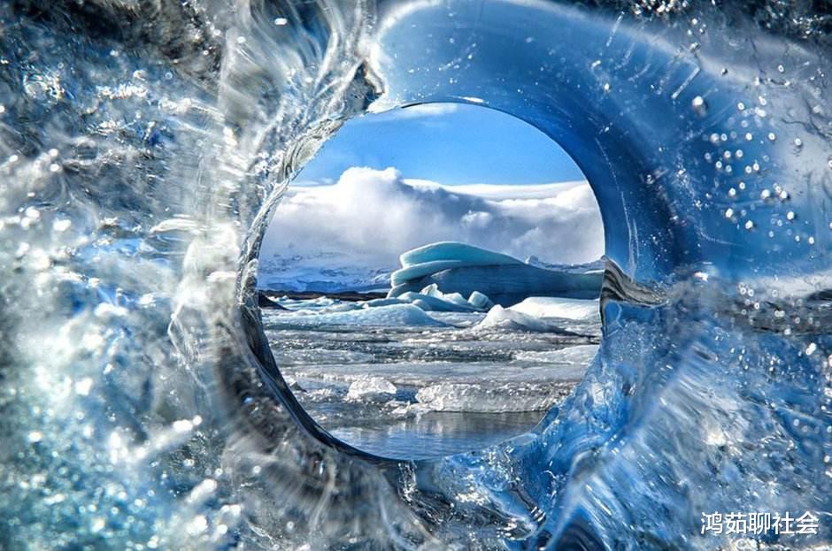 喜马拉雅山@喜马拉雅山又“出事”了？冰川融化出现神秘物体，掩埋在雪底的奥秘！