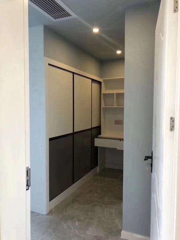 |败家老公奇葩式装修,餐客厅双电视墙,尤其卫生间有坐便还装蹲便