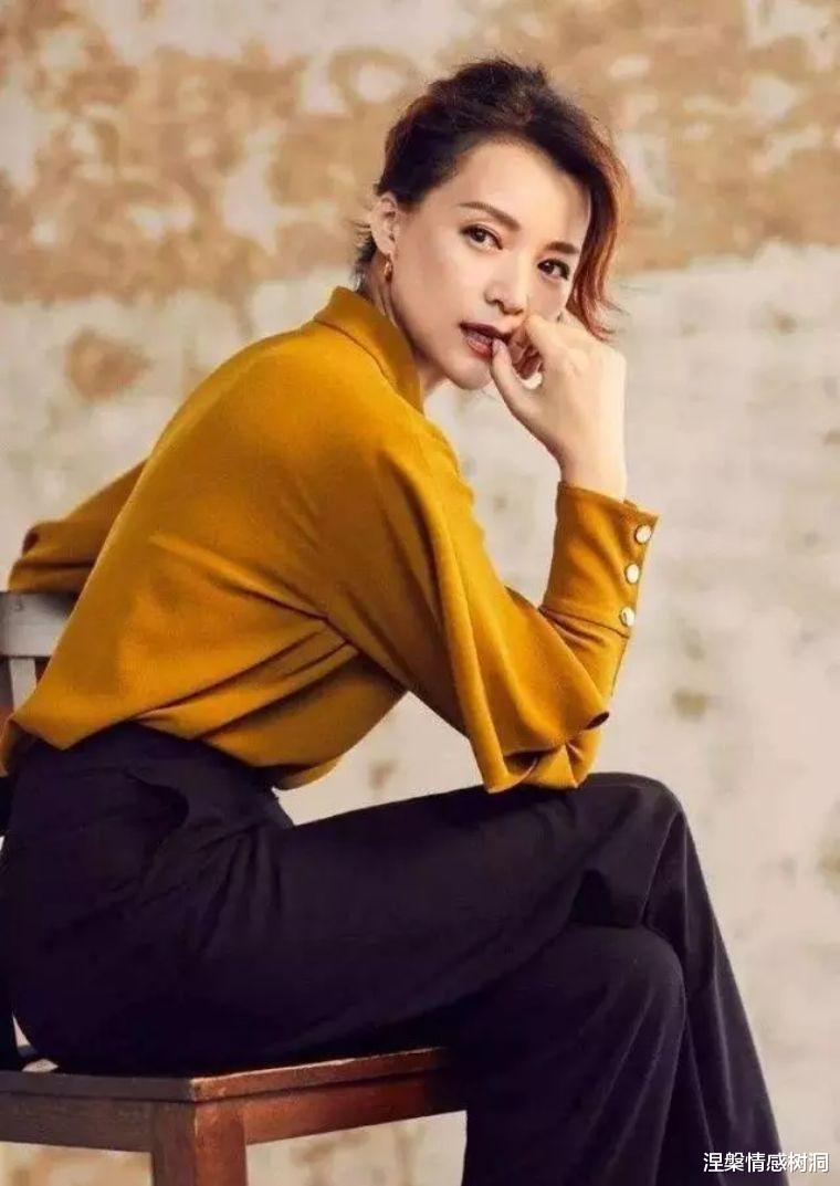 董卿▲令董卿甘愿当后妈,主动讨婆婆欢心,这个男人的来头可不小